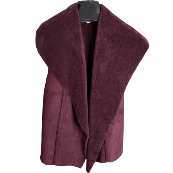 SUSINA Maroon Suede and Sherpa Open Vest Sz M - Picture 4 of 6